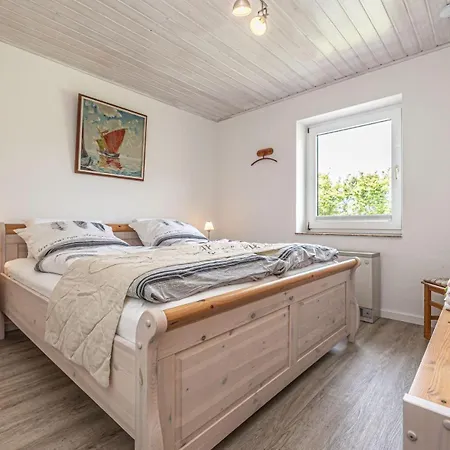 Hus-op-de-deel Holiday home *